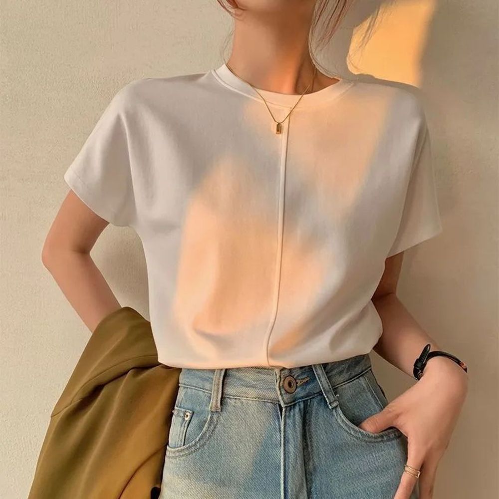White Round Neck Straight Shoulder Short Sleeve T-Shirt Women's Top